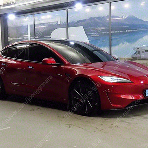 모델3중고 테슬라 중고차 빨간색 2024년식 16,998km 퍼포먼스 중고차 구매상담