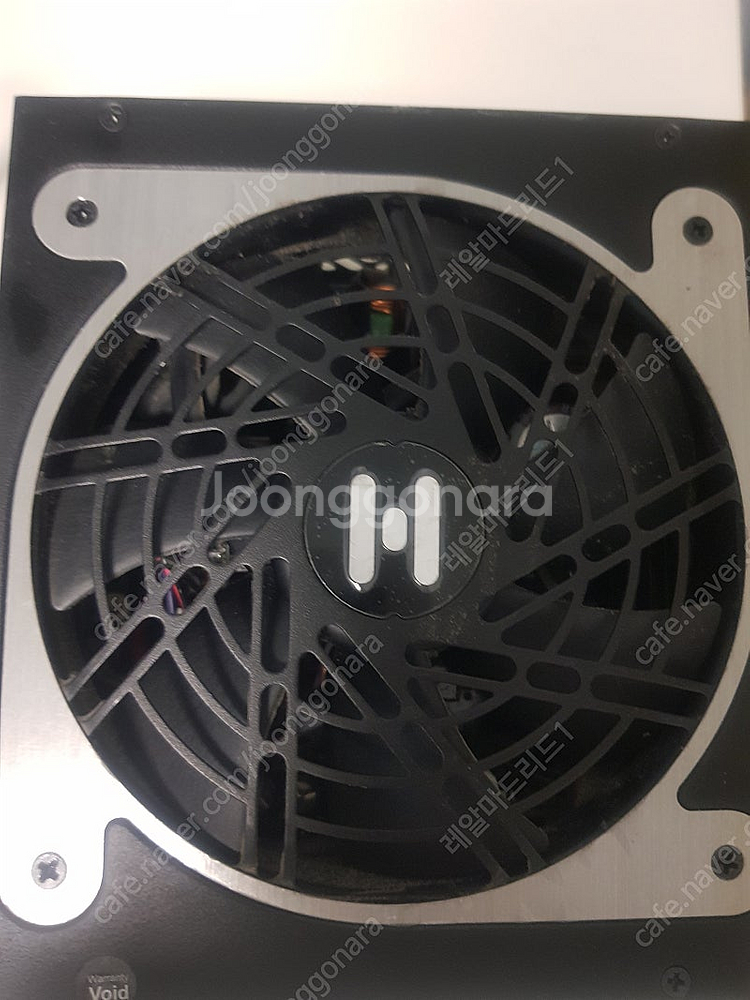 FSP Hydro PTM 750W 파워 플래티넘--1