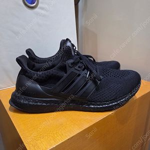 아디다스 울트라부스트 블랙 러닝화 285