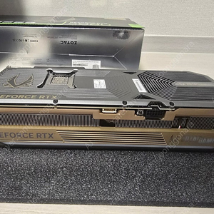 조텍 rtx 5080 amp 팝니다