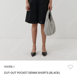 아모멘토 amomento CUT-OUT POCKET DENIM SHORTS (BLACK) 1사이즈
