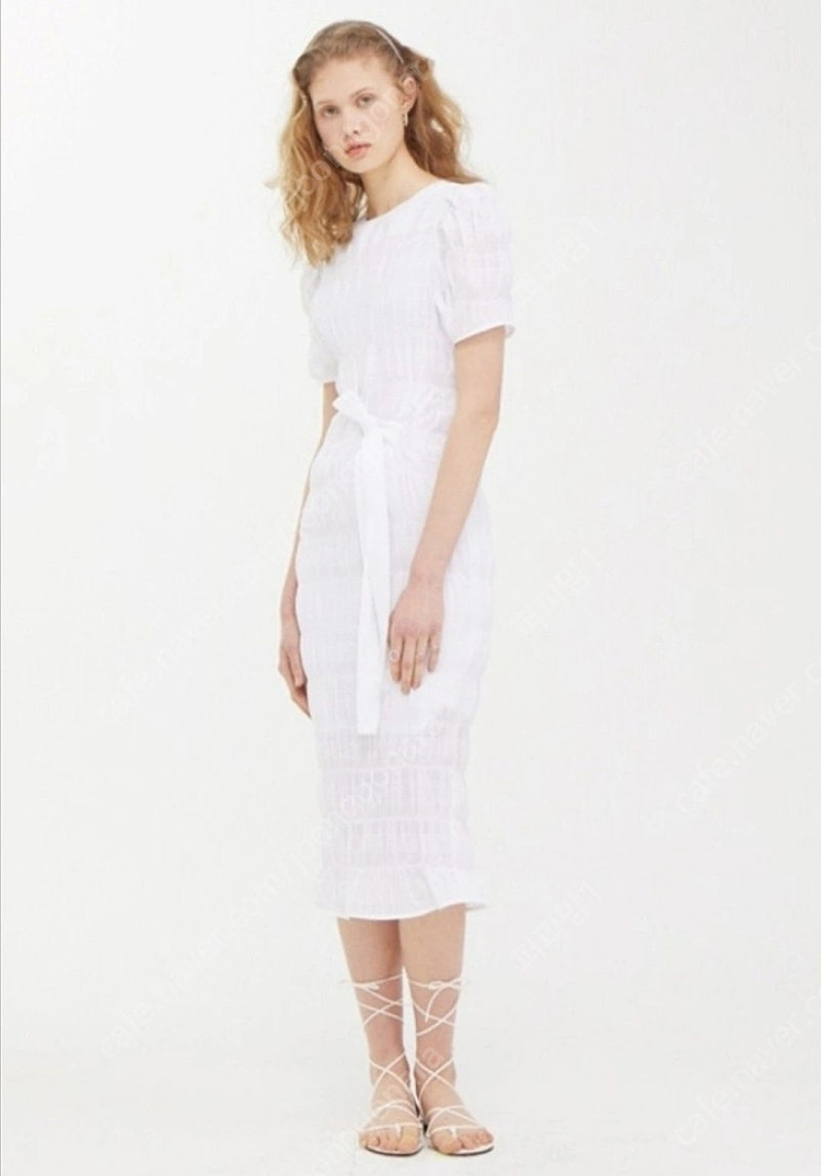 새상품급) 어나더페이지 엠보클링 롱 원피스 판매합니다 이미지