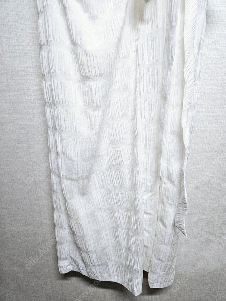 새상품급) 어나더페이지 엠보클링 롱 원피스 판매합니다 이미지