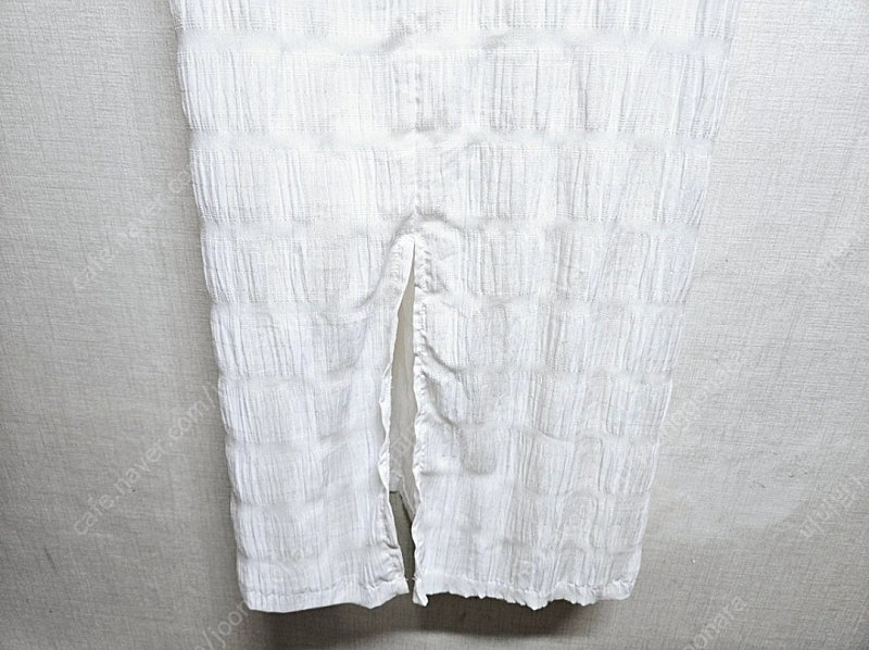 새상품급) 어나더페이지 엠보클링 롱 원피스 판매합니다 이미지