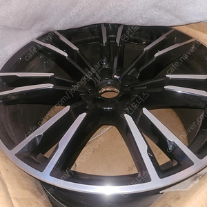 bmw f90m5 706m 순정 휠타이어 팜니다