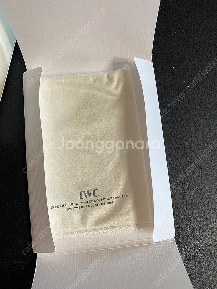 IWC 빅파일럿 판매합니다.--5