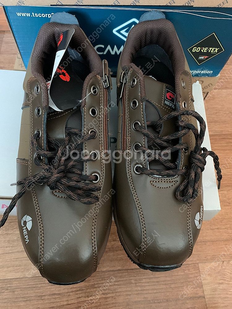 네파 안전화 4인치 브라운색상 260사이즈 새상품--2
