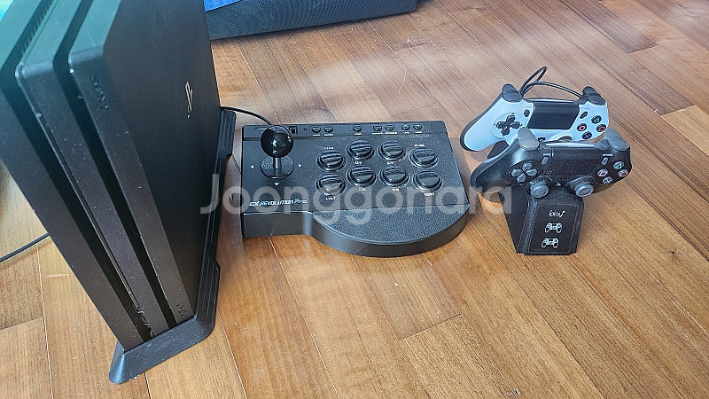 PS4 Pro 7218b 풀박스+ 스탠드+조이스틱 거치...--4