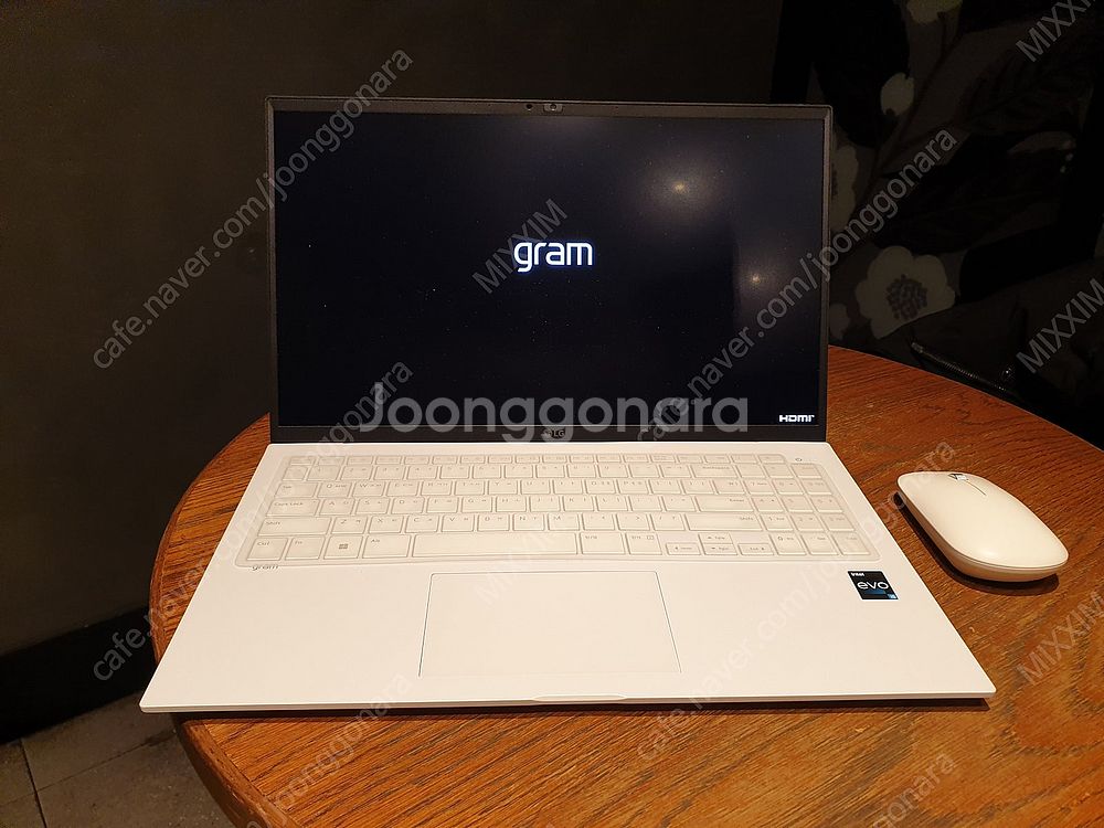 lg그램 15z90q-ga5nk 이 모델 노트북 판매해...--7