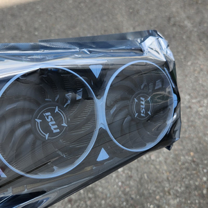 MSI RX 6600 ARMOR 8G 팝니다.