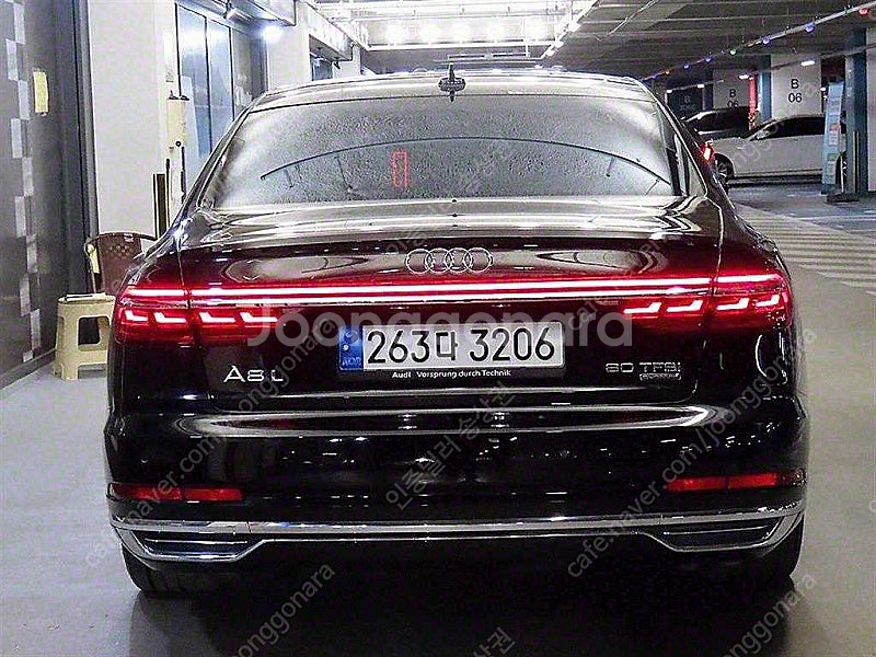 아우디 A8 중고 아우디 중고 검정색 2021년 75,...--8