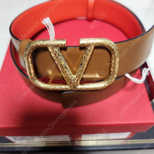 정품 발렌티노 가라바니 V로고 레더벨트(새상품)