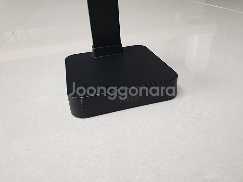 제닉스 TITAN 헤드셋 충전거치대--2