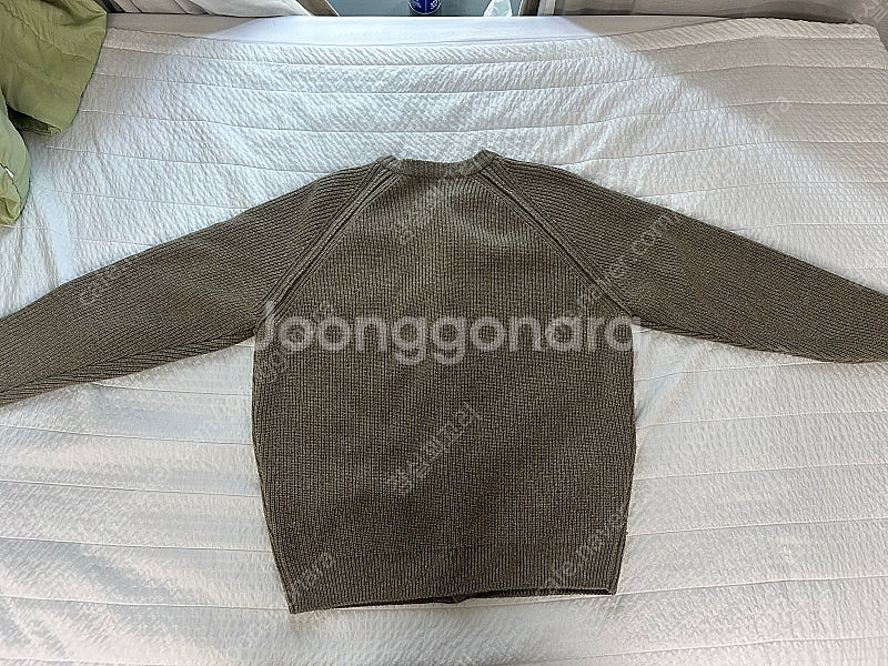 아트이프액츠 23 f/w 캐시미어 라운드넥 가디건 m--3