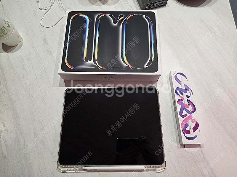 아이패드 프로 M4 13인치 wifi 256g 스그 + 애플펜슬 프로 판매합니다.--0