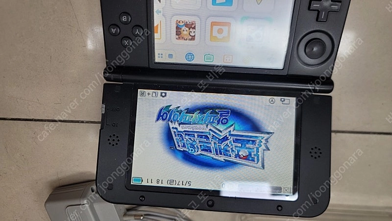 닌텐도 3ds xl(본체+충전기) 이미지