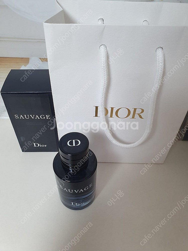 디올 소바쥬 오드 뚜왈렛 60mL 향수(백화점 정품 사...--0