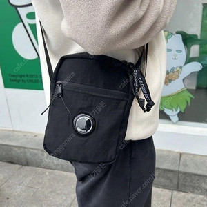 씨피 나일론 렌즈와펜 크로스백