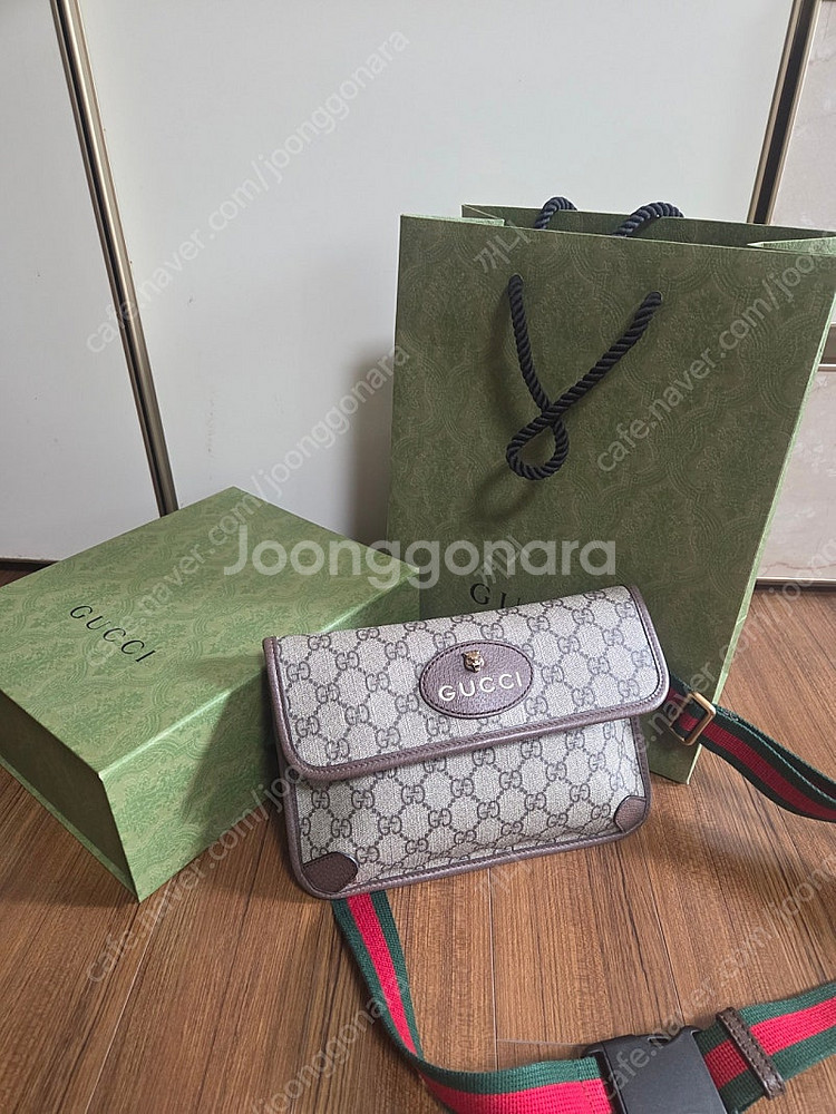 구찌 정품 슈프림 벨트백 판매합니다--1