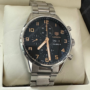 태그호이어 까레라 칼리버16 엘레강스 43mm