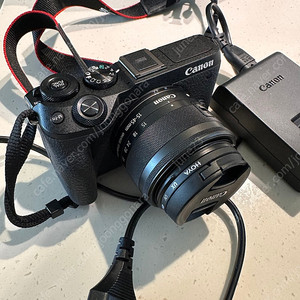 캐논 EOS M6 Mark2 + 15-45 미러리스 A급 팝니다.