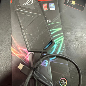 ROG STRIX ARION SSD 케이스 (외장SSD)