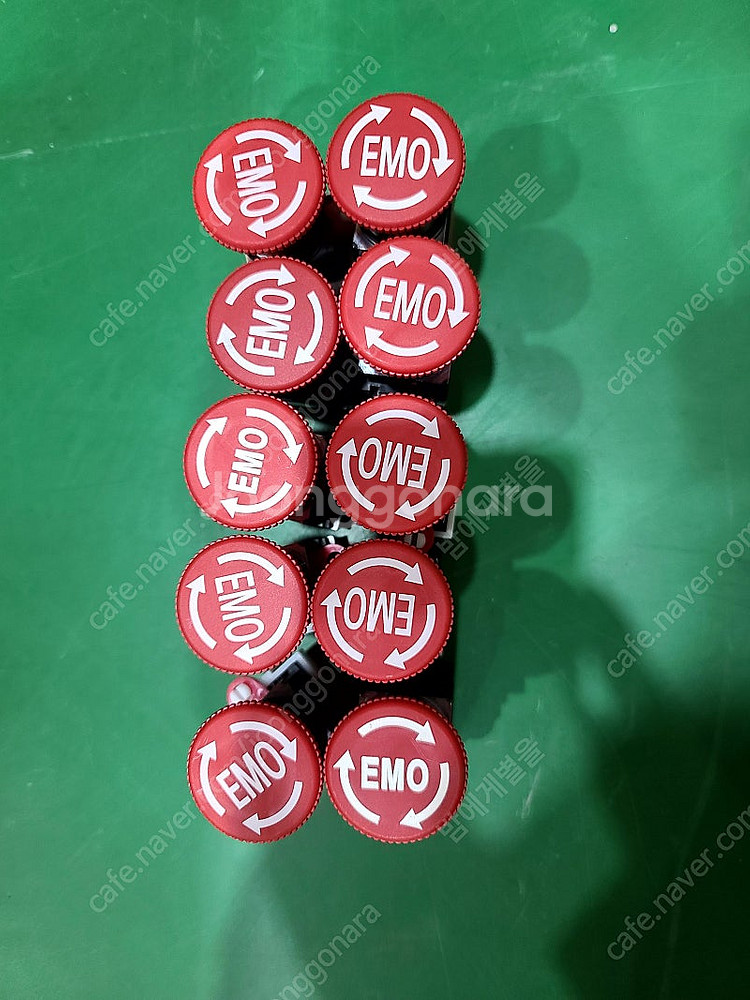 OMRON A22E-M-12-EMO 비상정지 스위치--0