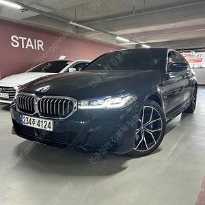 BMW 5시리즈 중고 BMW 중고 5시리즈 중고차 할부 검정색 2022년식 61,887km 530e M 스포츠 중고차 구매 후기