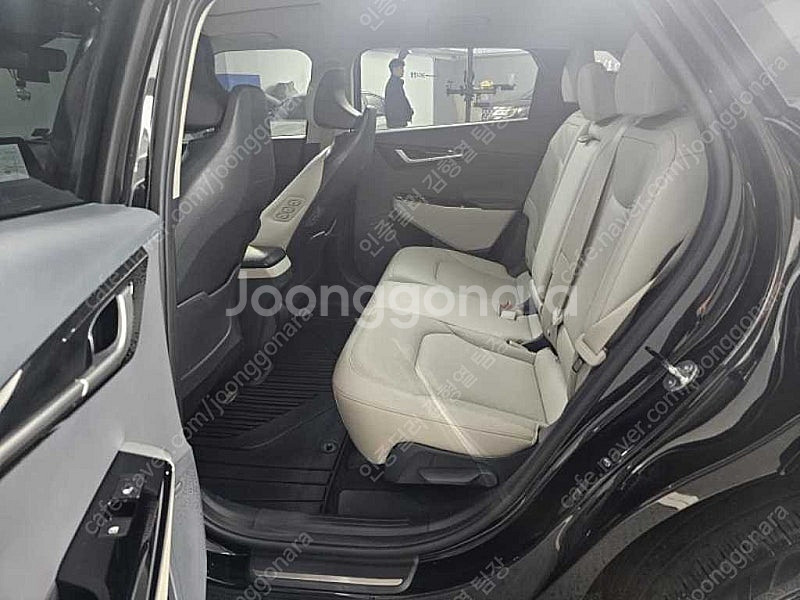 EV6 중고 EV6 중고차 검정색 2024년식 50,570km 롱레인지 AWD 어스 주말 출고가능--6