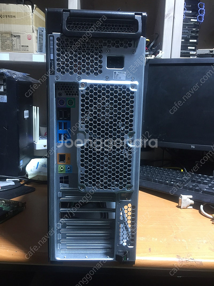 HP Z640 (E5-2699V3, 18core , 3...--1