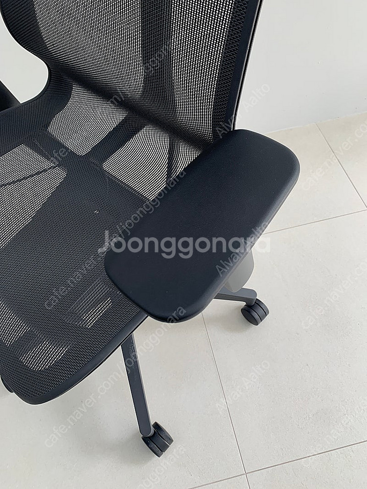 허먼밀러 코즘 체어 Herman Miller Cosm--2
