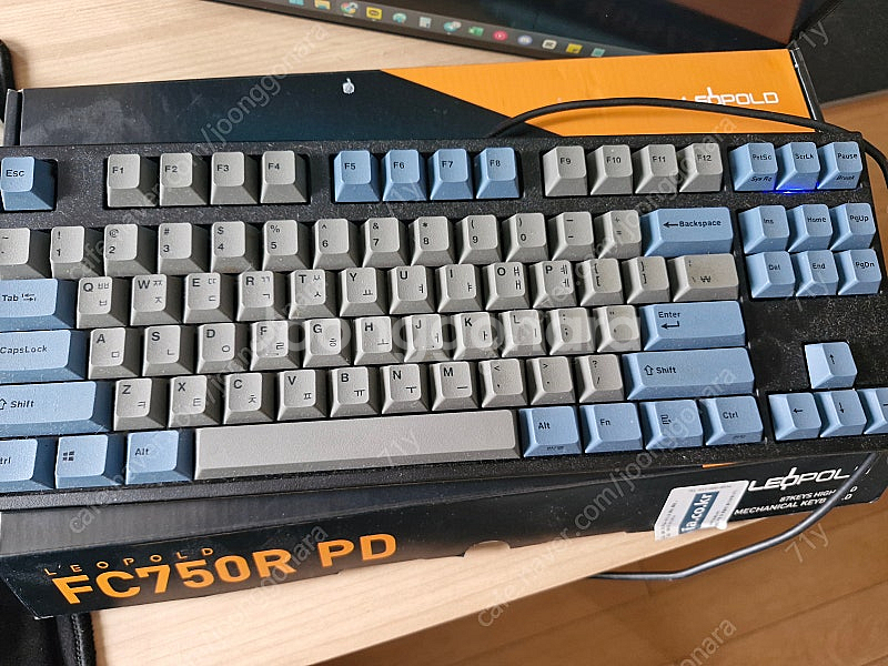 레오폴드 FC750R PD 적축 키보드 판매 합니다.(...--2