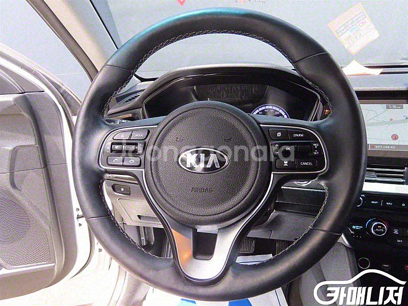 [기아]더 뉴 니로 1.6 HEV 프레스티지 (5인승)...--7