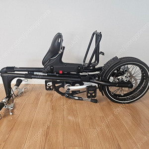 Strida 접이식 자전거 판매합니다.