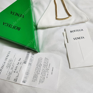 Bottega Veneta [보테가베네타] 팔찌 판매합니다(남녀공용)