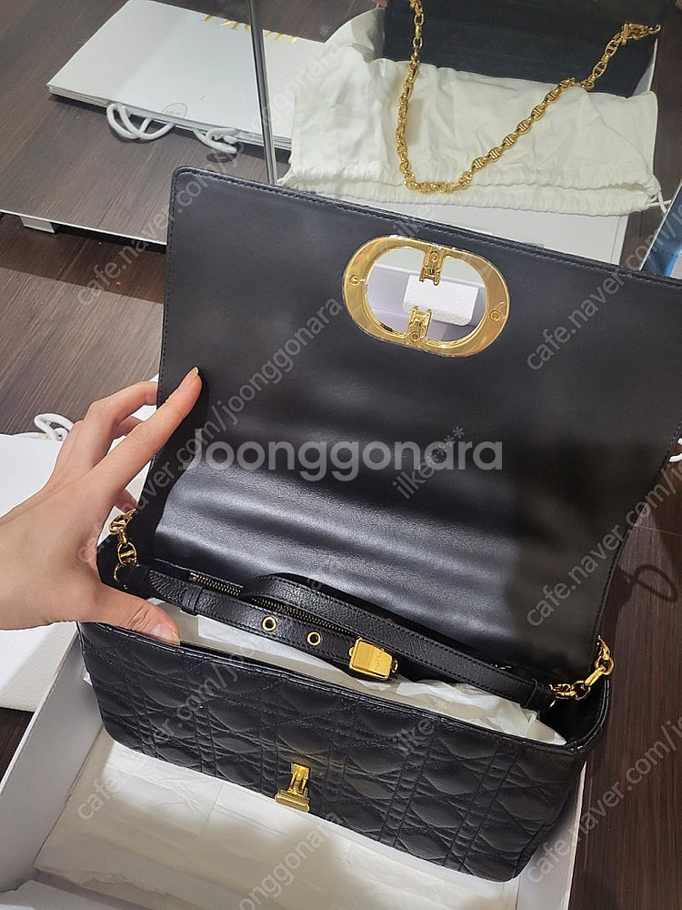 크리스찬 디올 DIOR CARO 라지 숄더백 (새상품)...--1