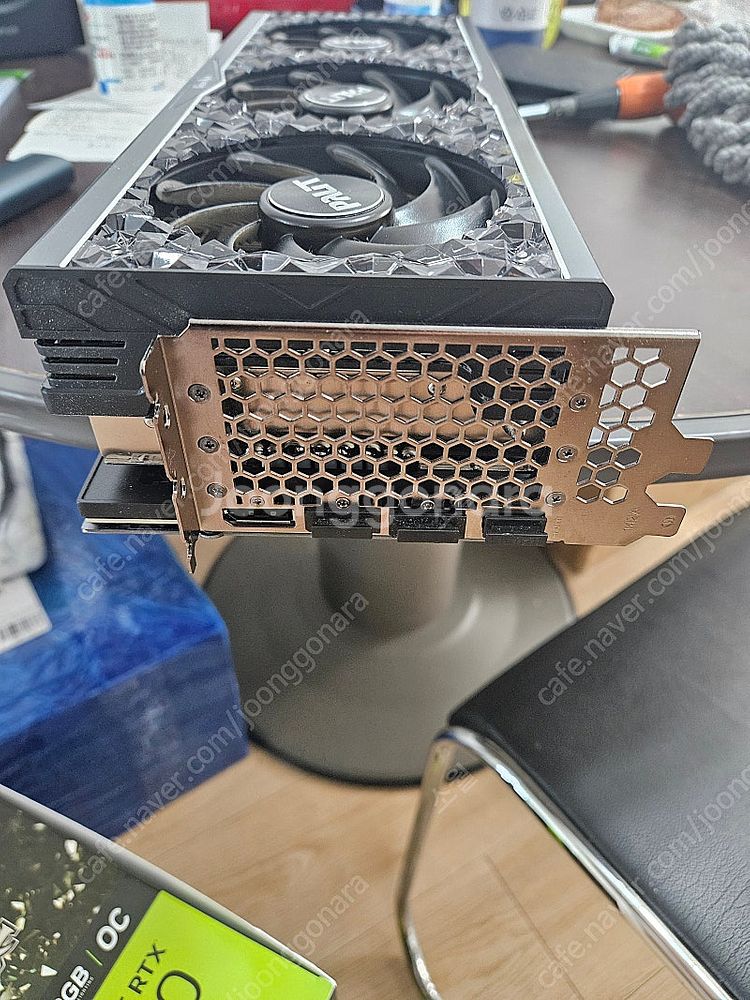rtx 4090 이엠텍 보석바 팝니다.--1