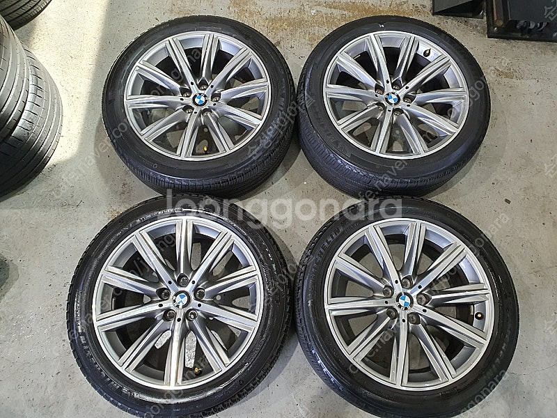 BMW G30 5시리즈 18인치 순정 휠타이어 판매합니...--0