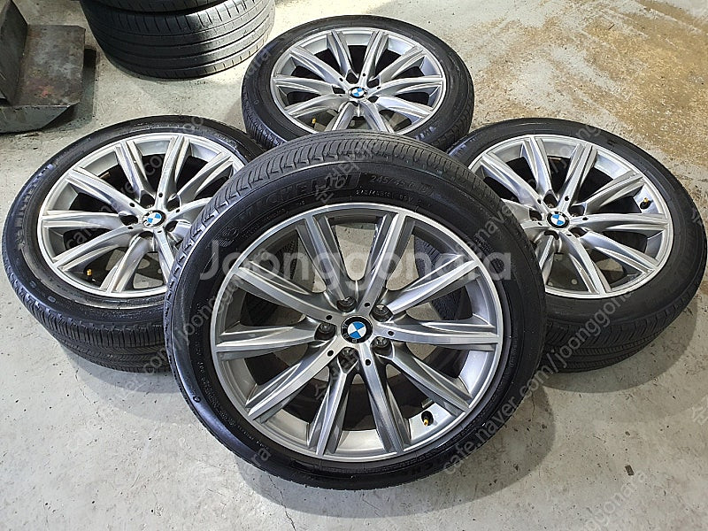 BMW G30 5시리즈 18인치 순정 휠타이어 판매합니...--7