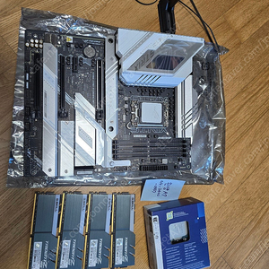 14900k +Z790-A rog Strix DDR4 +지스킬 trident Z RGB 128G(32g *4)