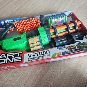 다트존 V-Twin 개틀링 블래스터