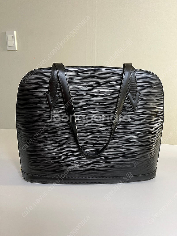 루이비통 에삐루삭 숄더백 블랙--1