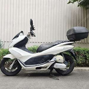 pcx 팝니다.