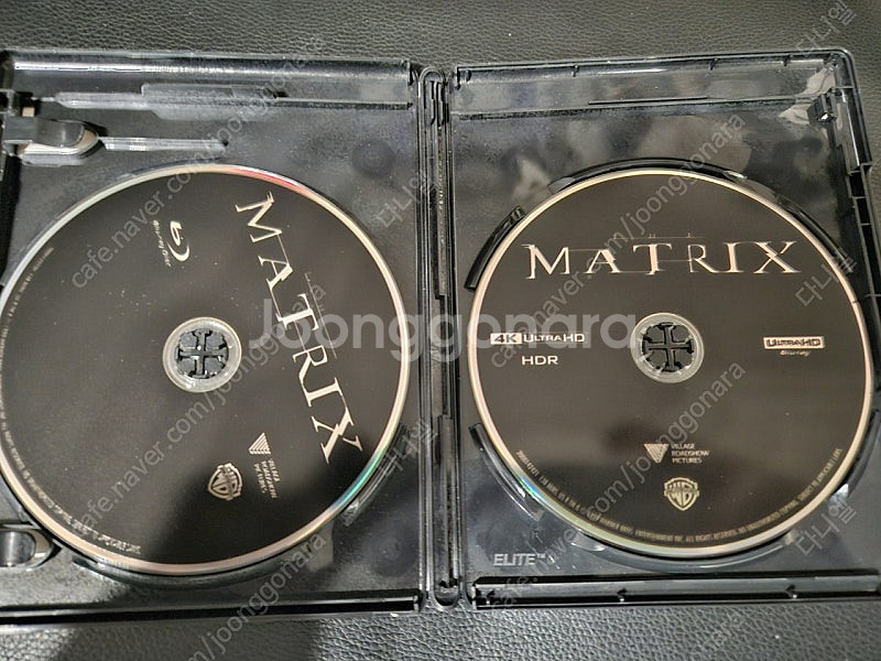 4K UHD 블루레이 매트릭스 판매합니다.--2