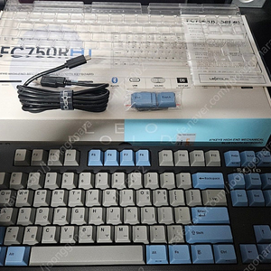 레오폴드 FC750RBT 청축 그레이블루 판매합니다