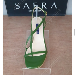 세라 샌들 240 시스티나 라코스테 로엠 씨씨콜렉트 오르 코스 마인 한섬 시스템 미샤 데무 모그 타임 구호 쉬즈미스 고세 안나수이 어그 골든구스 르메르 마뗑킴 루에브르 알렉산더왕