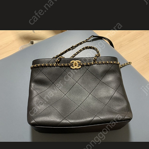샤넬 시즌 쇼퍼백 쇼핑백 (구해요
