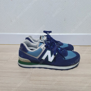 뉴발란스 574 운동화 사이즈 260 판매해요