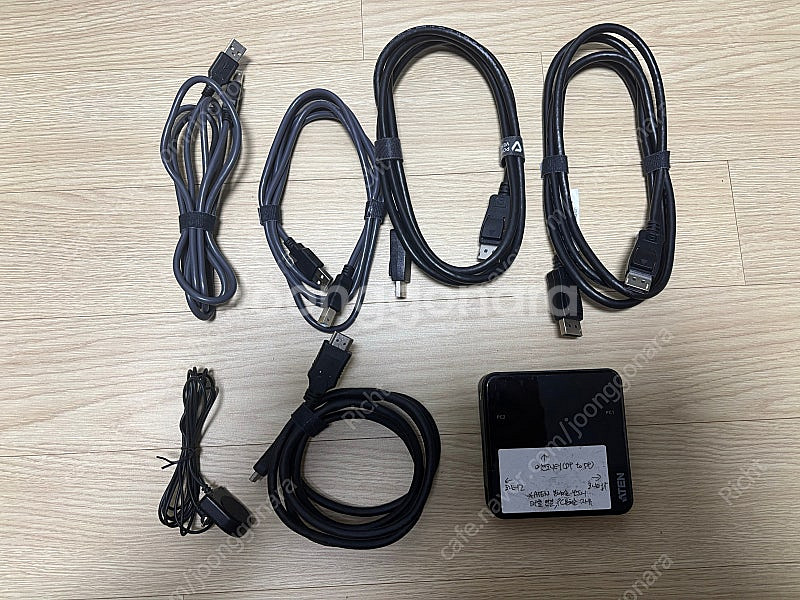 ATEN 2포트 KVM 스위치 CS782DP 판매합니다...--0