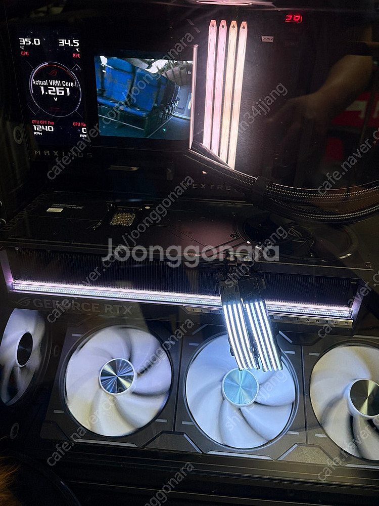 ASUS ROG Astral 지포스 RTX 5080 판...--8